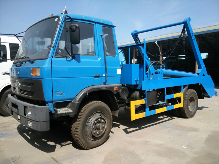 東風(fēng)145型擺臂式垃圾車