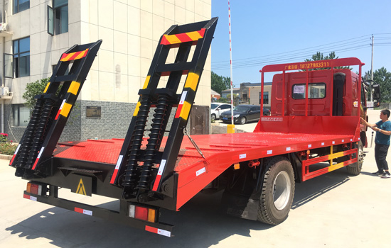 【國(guó)五】柳汽單橋平板運(yùn)輸車