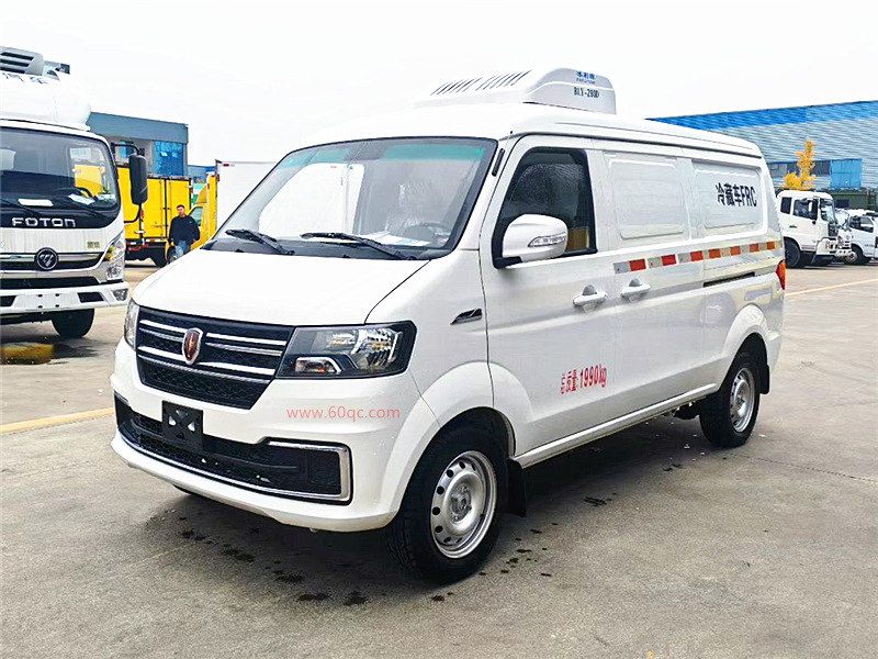 金杯小海獅X30L冷藏車