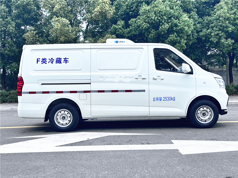 長安睿行M80面包冷藏車 長安睿行M80面包冷藏車