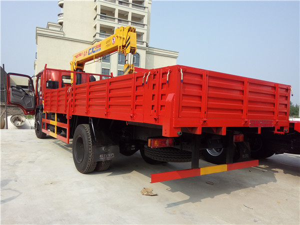 國五東風(fēng)玉虎6.3噸隨車吊 國五東風(fēng)玉虎6.3噸隨車吊