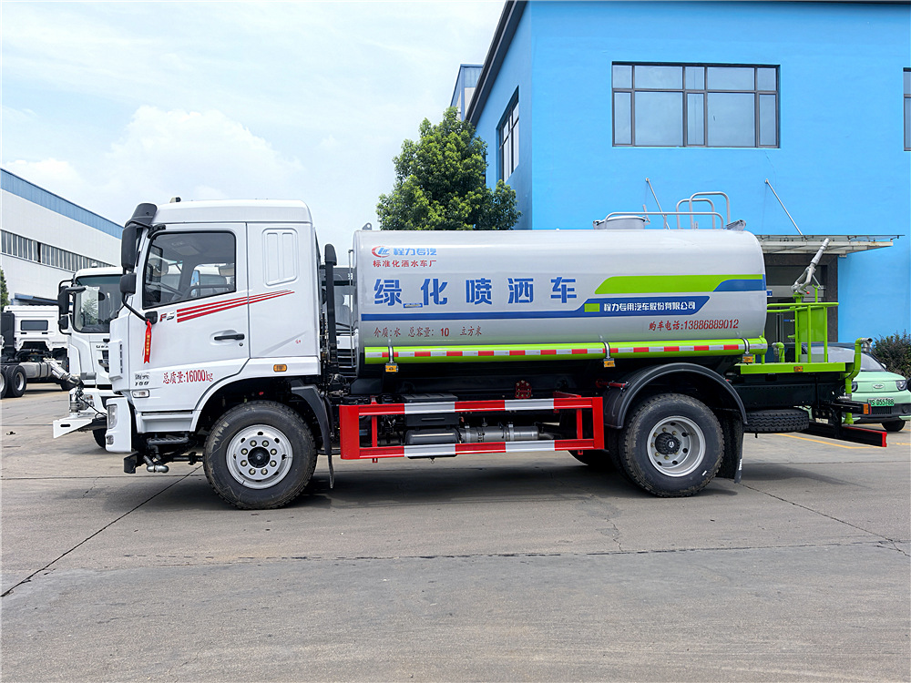 東風天錦灑水車