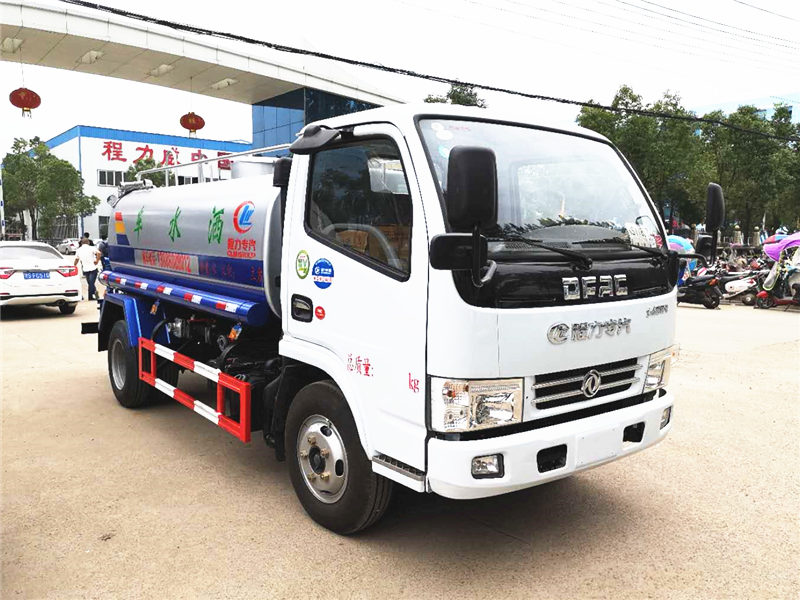 湖北程力5噸灑水車(chē)計(jì)算噴灑量