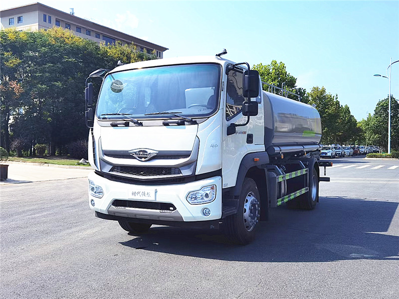 國(guó)六福田12噸灑水車強(qiáng)勢(shì)登場(chǎng)，抓住國(guó)六專汽時(shí)機(jī)!