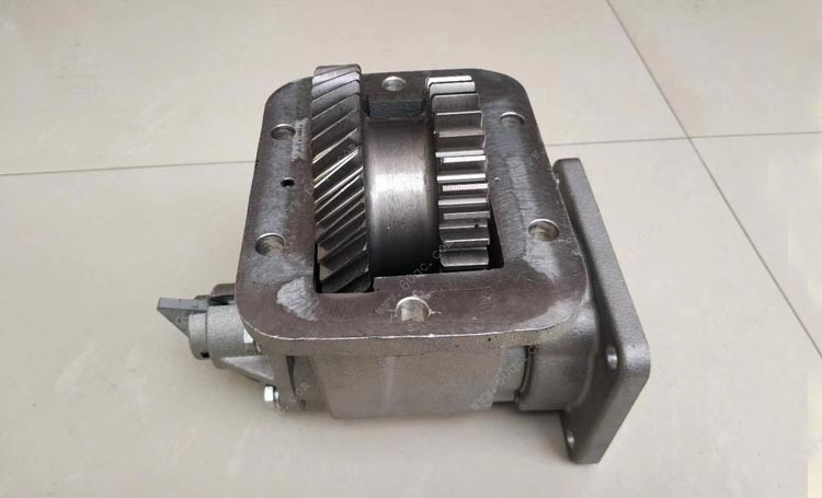 灑水車取力器，油罐車取力器