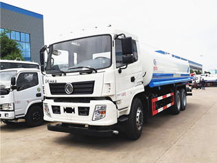 東風(fēng)專用底盤后雙橋?yàn)⑺?></a>
                    <div   id=