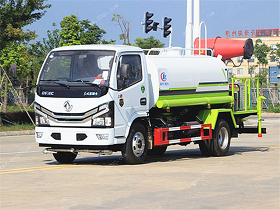 東風(fēng)多利卡5噸霧炮車(chē)