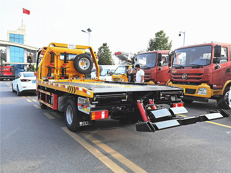 重汽豪沃藍(lán)牌一拖二清障車(chē) 重汽豪沃藍(lán)牌一拖二清障車(chē)