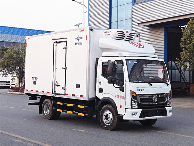 東風(fēng)多利卡D6國六冷藏車