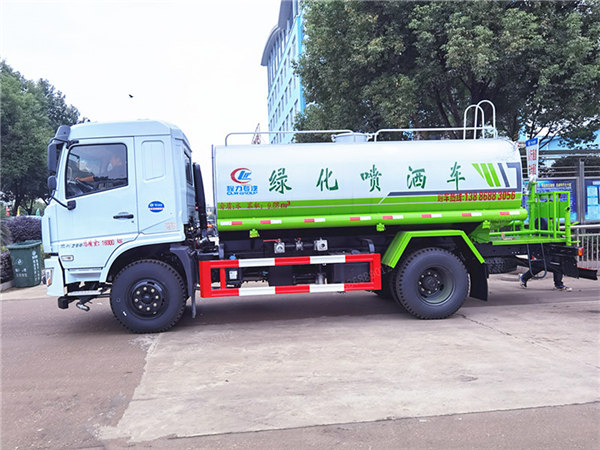 12噸灑水車