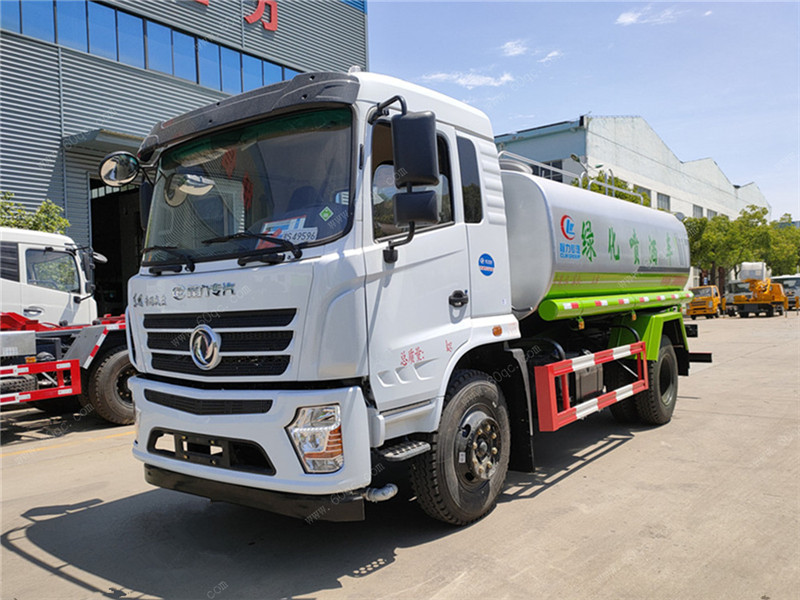 山西地區高品質灑水車，12噸東風D3灑水車等待交付